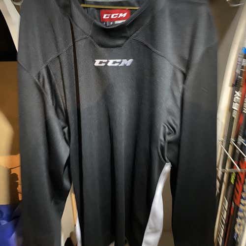 New Ccm 6000 Practice Jersey