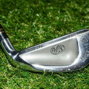 Callaway S2H2  6 Iron  Right Handed  37.25" Graphite  Regular 	New Grip