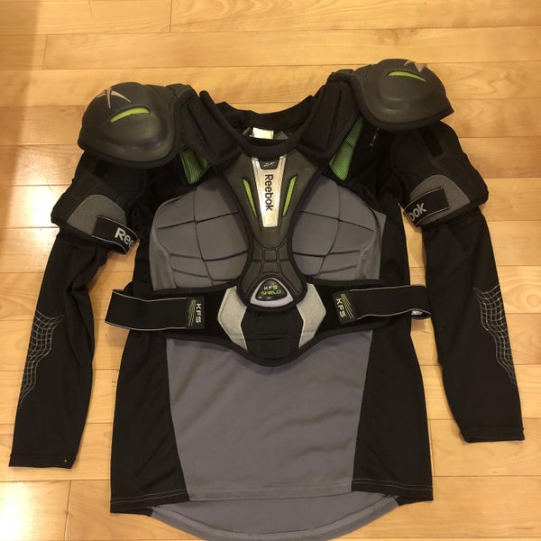 KFS SHIELD LARGE REEBOK