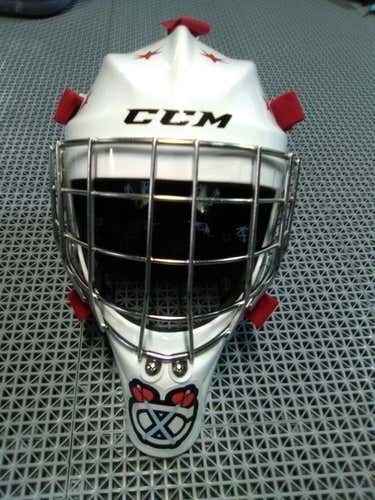 White Used Senior CCM GFL 1.9 Goalie Mask