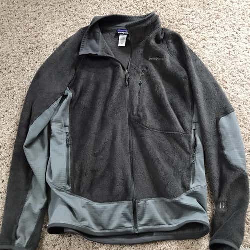 Gray Men's Large Patagonia Sweatshirt