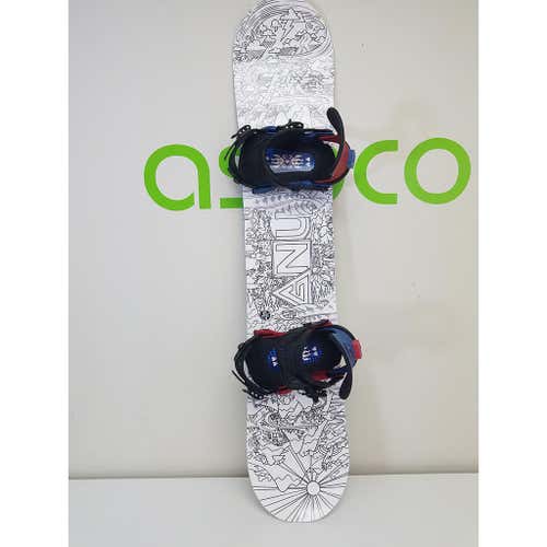 Used Kid's GNU 125cm Recess Snowboard With Bent Metal Transfer Bindings
