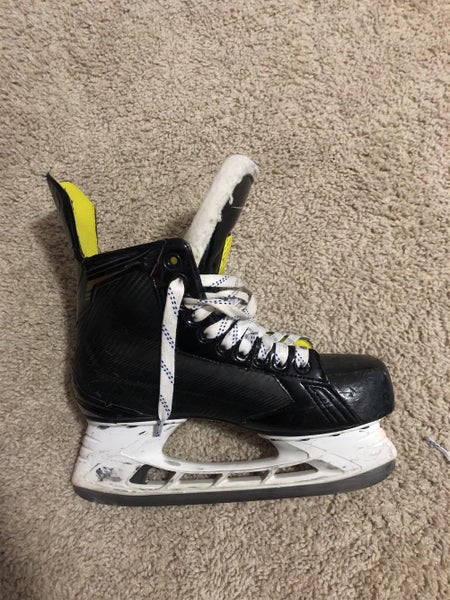 Junior Bauer Supreme S27 Regular Width Size 6 Hockey Skates