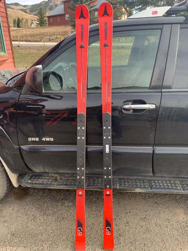 Used Atomic Redster G9 Skis Without Bindings