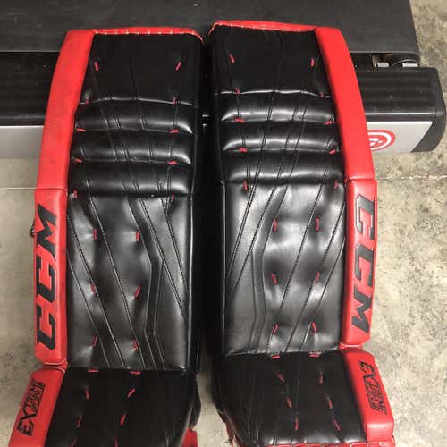 Black Senior 34" CCM Extreme Flex lll  Goalie Leg Pads