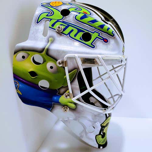 White Senior Bauer NME VTX Goalie Mask