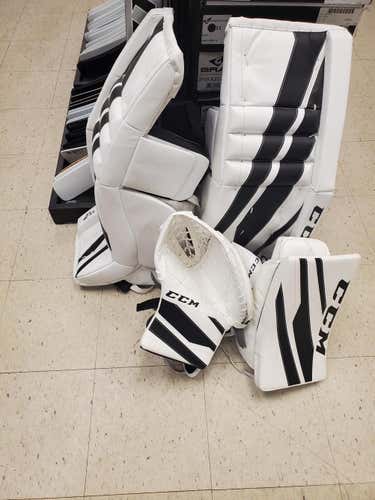 New 32" CCM Regular Extreme Flex E3.5 Goalie Full Set