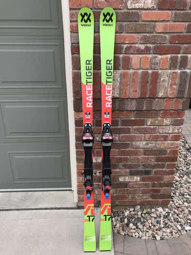 2018 - 173 Junior Volkl WC GS Skis w/ xcell 12 bindings