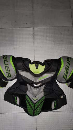 Used Junior Medium Bauer Supreme One.6 Shoulder Pads