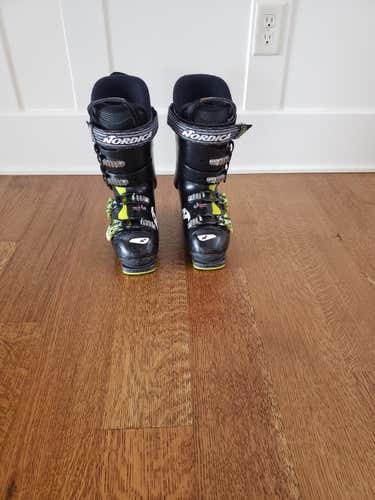 Used Nordica All Mountain SpeedMachine Ski Boots Soft Flex
