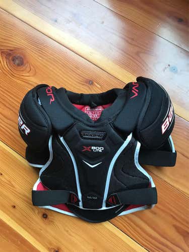 Junior Medium Bauer Vapor X800 Shoulder Pads
