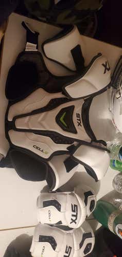 Used STX Cell IV Shoulder Pads (youth lg)