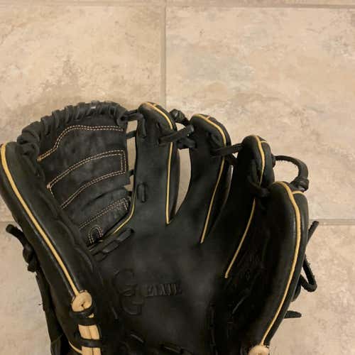 Black  Outfield Gold Glove Elite 12" Baseball Glove