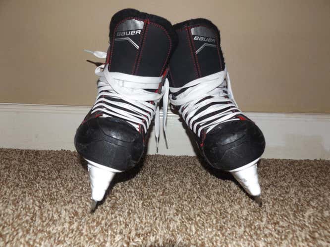 Senior Used Bauer Ns Hockey Skates Regular Width Size 7