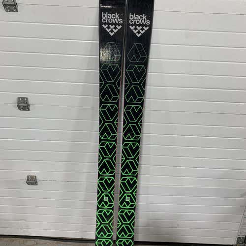 Used 2018 Black Crows skis | Size: 185