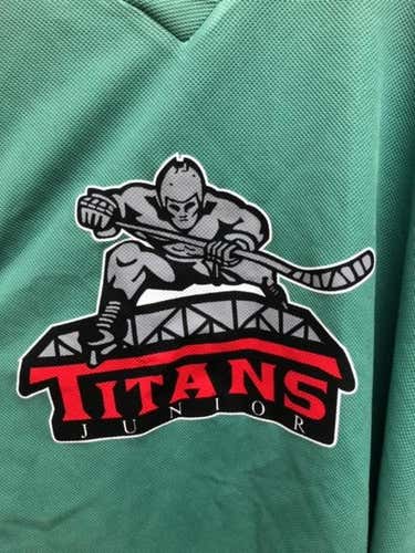 Junior Titans Practice Jersey XXL