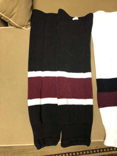 (Bundle) Maroon Black/White Knit Socks Pair