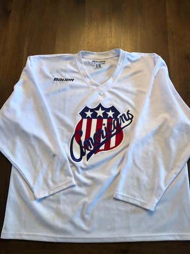 White Used Adult Men's Large Bauer Jersey
