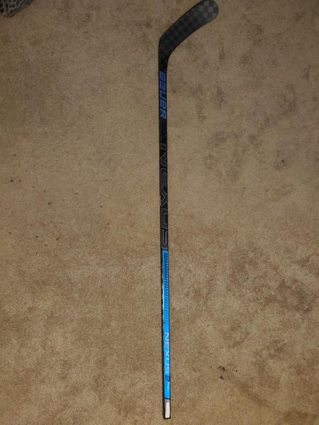 Like New Senior Bauer Right Handed Nexus 2N Pro Hockey Stick