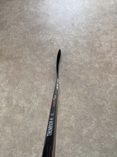 Used Intermediate Bauer Left Hand Vapor FlyLite Hockey Stick P88 curve Pro Stock