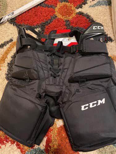 Black Junior Medium CCM E2.5  Hockey Goalie Pants