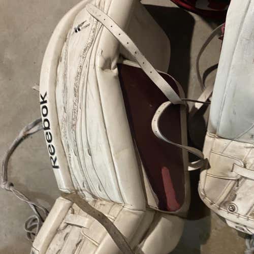 White Senior 34" Reebok XLT28  Goalie Pads