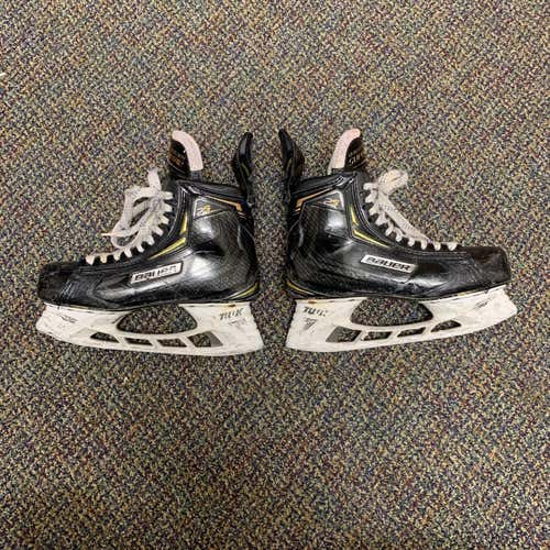 Senior Bauer Supreme 2S Pro Regular Width Pro Stock Size 8.5 Hockey Skates