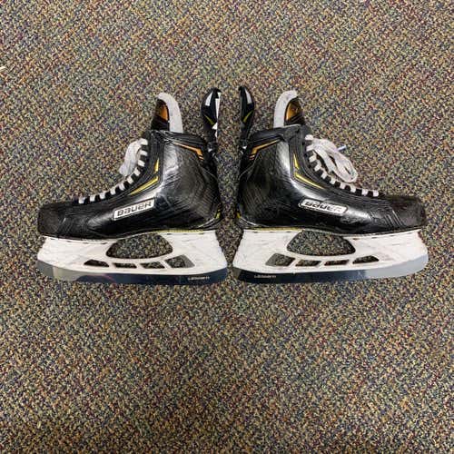 Senior Bauer Supreme 2S Pro Regular Width Pro Stock Size 8.5 Hockey Skates