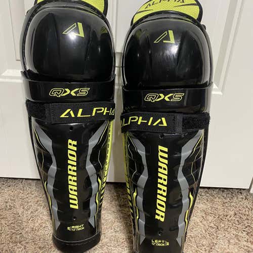 Junior Warrior Alpha QX5  Shin Pads