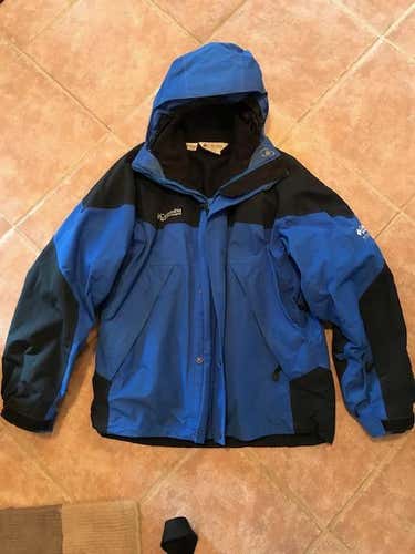 Used Adult Medium Columbia Jacket