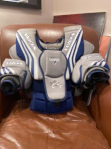 Used Intermediate Medium Vaughn Ventus SLR Goalie Chest Protector