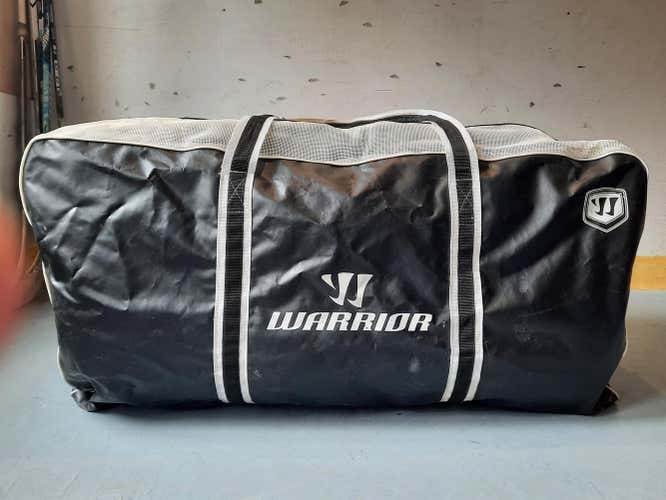 Warrior Pro 32" Hockey Bag