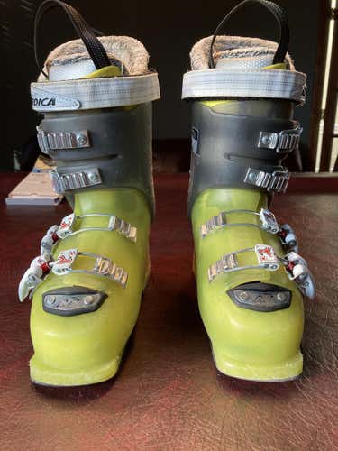 Used Nordica Dobermann Ski Boots