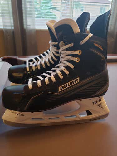 Bauer Supreme 160 Hockey Skates Size 10.5EE, EXTRA WIDE, EXCELLENT
