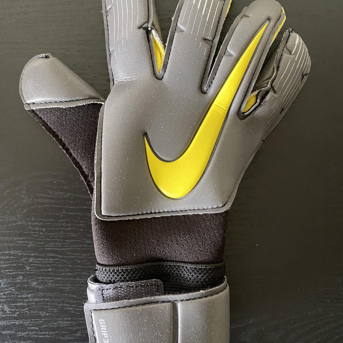 Men's Nike GK Mercurial Touch Elite Goalkeeper Gloves Blue Size 11 |  SidelineSwap