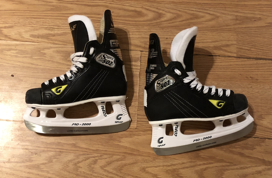 Used Junior Graf Supra 502 Hockey Skates Size 1