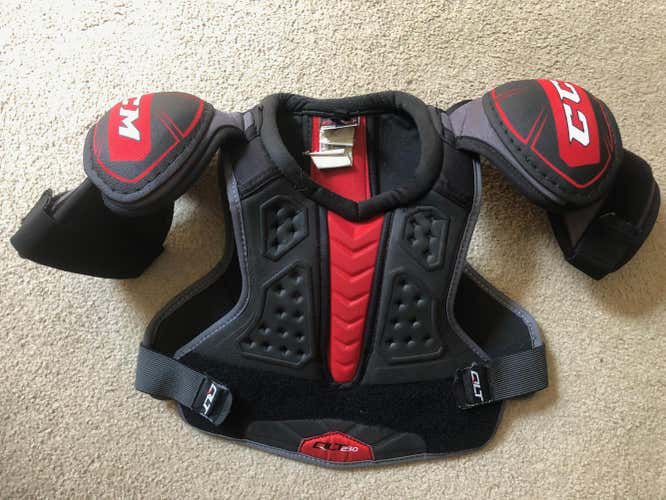 Used Junior Medium CCM QuickLite 250 Shoulder Pads