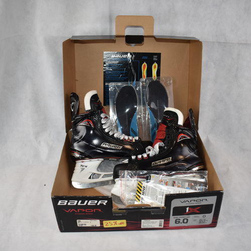 New in Box SR Bauer Vapor 1X Hockey Skates Regular Width Size 6D 027
