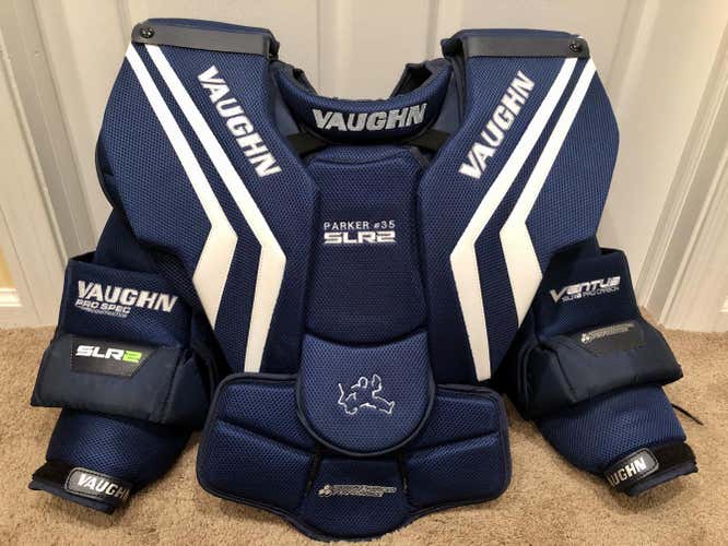 Used Custom 2020 Senior Vaughn Ventus SLR2 Pro Carbon Goalie Chest Protector - Medium