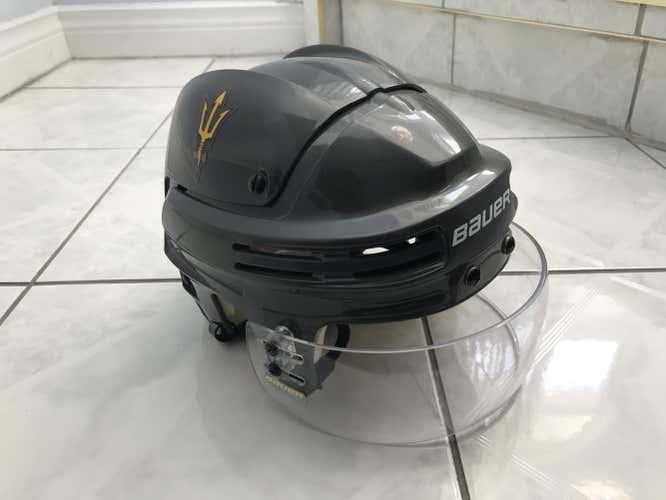 Gray Used Medium Bauer 4500 Helmet W/ Visor
