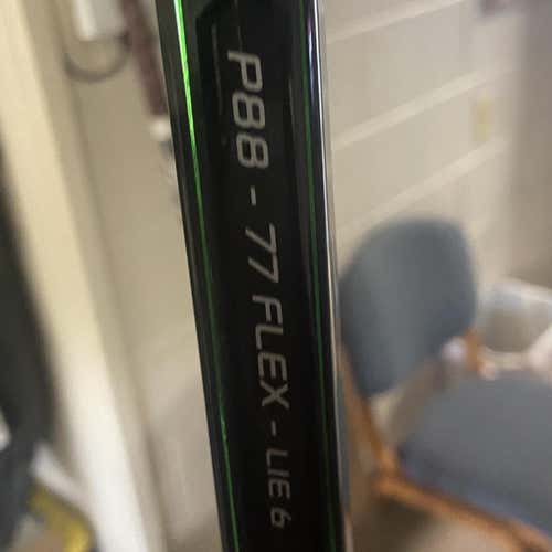 Senior Left Hand Nexus ADV Mid Pattern  Hockey Stick