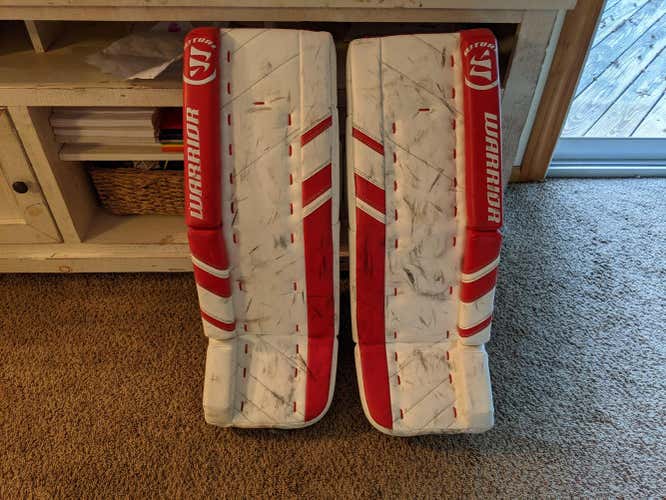 Used Intermediate 30" Warrior Ritual G3 Goalie Leg Pads
