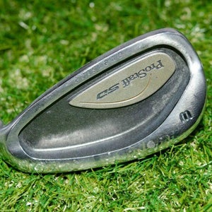 Wilson	ProStaff SD	6 Iron	Right Handed	36.5"	Graphite	Regular	New Grip