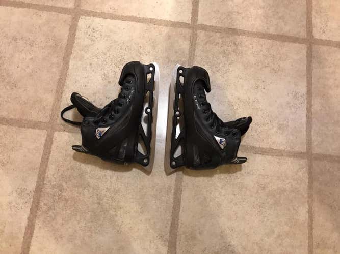 Senior Used CCM U + Pro Hockey Goalie Skates Regular Width Size 7.5