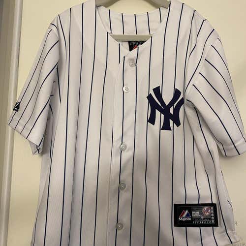 White Unisex Medium/Large Majestic Jersey