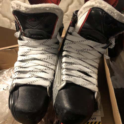 Senior Bauer Regular Width Size 7 Inline Skates Vapor 1X Pro