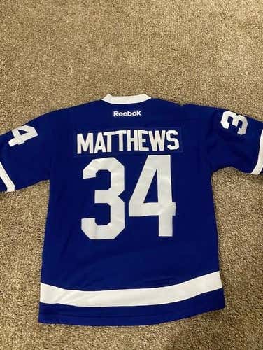 Austin Matthews - Toronto Maple Leafs Jersey - Adult Small