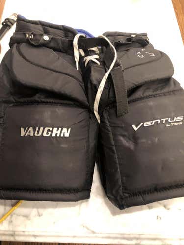 Black Used Junior Small Vaughn Ventus LT68 Hockey Goalie Pants