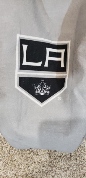 RARE~VTG 90s~LA Los Angeles Kings~YOUTH S/M~Starter NHL White Home Jersey  CREST