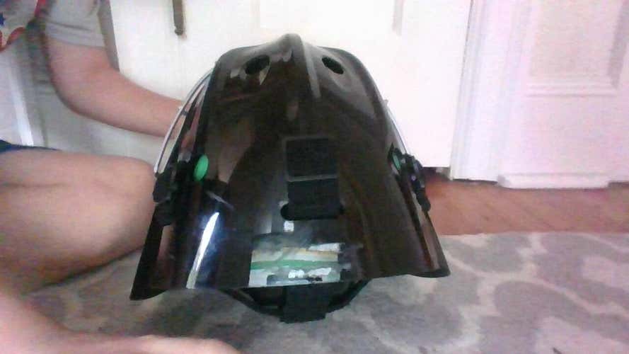 Used Junior Bauer NME 4 Goalie Mask